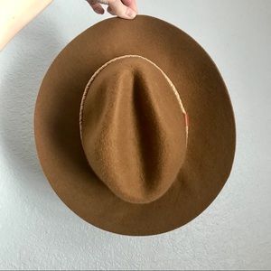Wide brim fedora